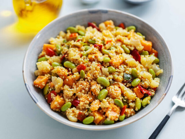 Quinoa o arroz primavera